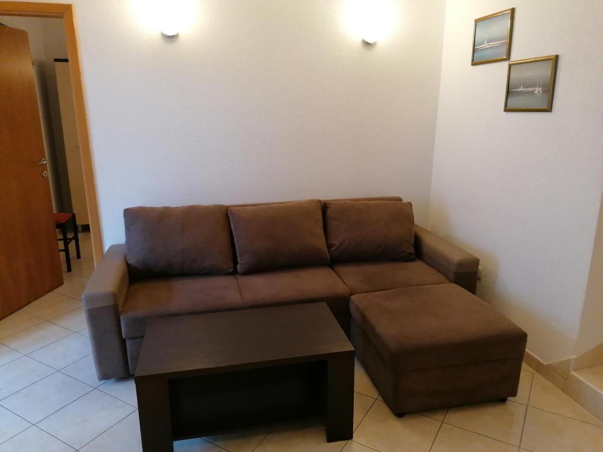 Apartments Nena - Trogir Exterior photo