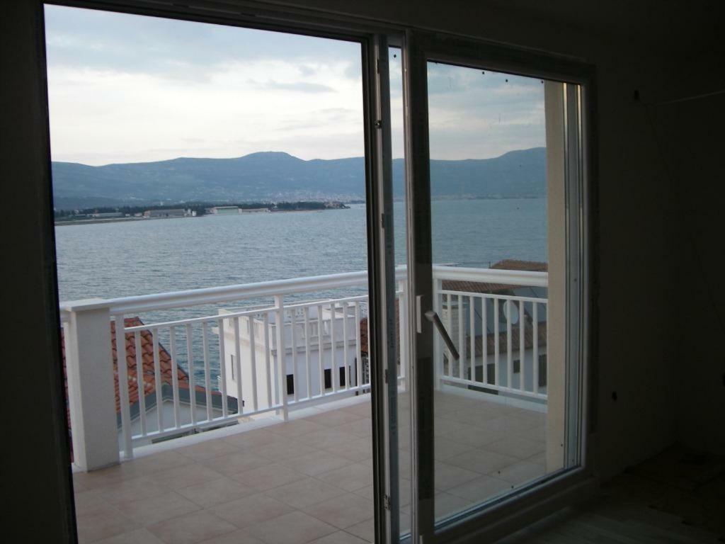 Apartments Nena - Trogir Exterior photo