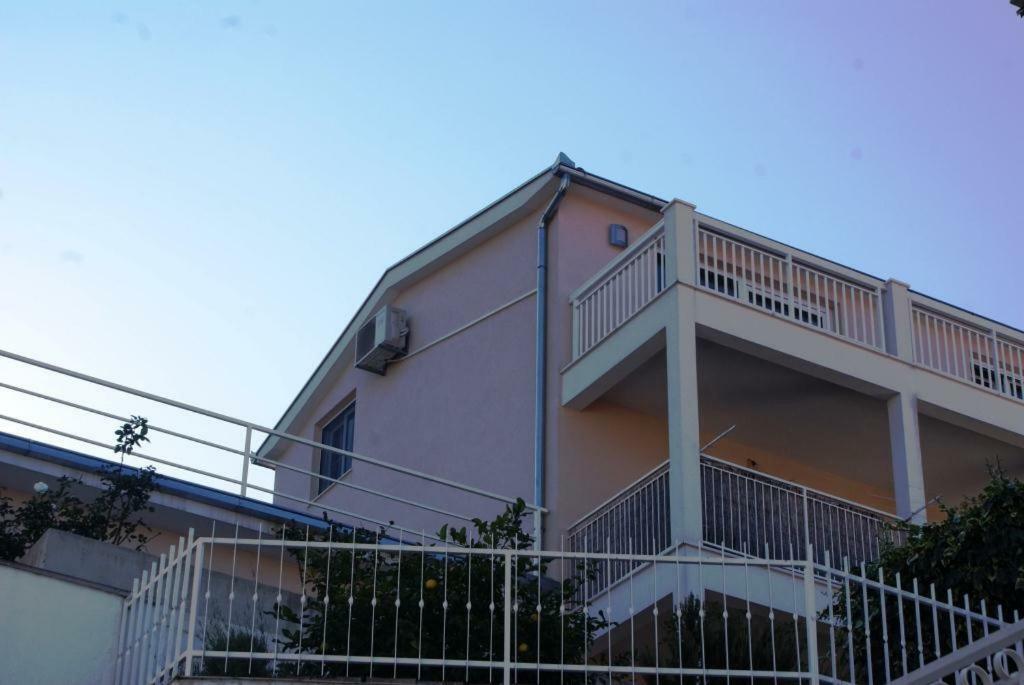 Apartments Nena - Trogir Exterior photo